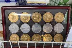 Историческая прогулка по Императорскому дворцу в Токио и дегустация блюд