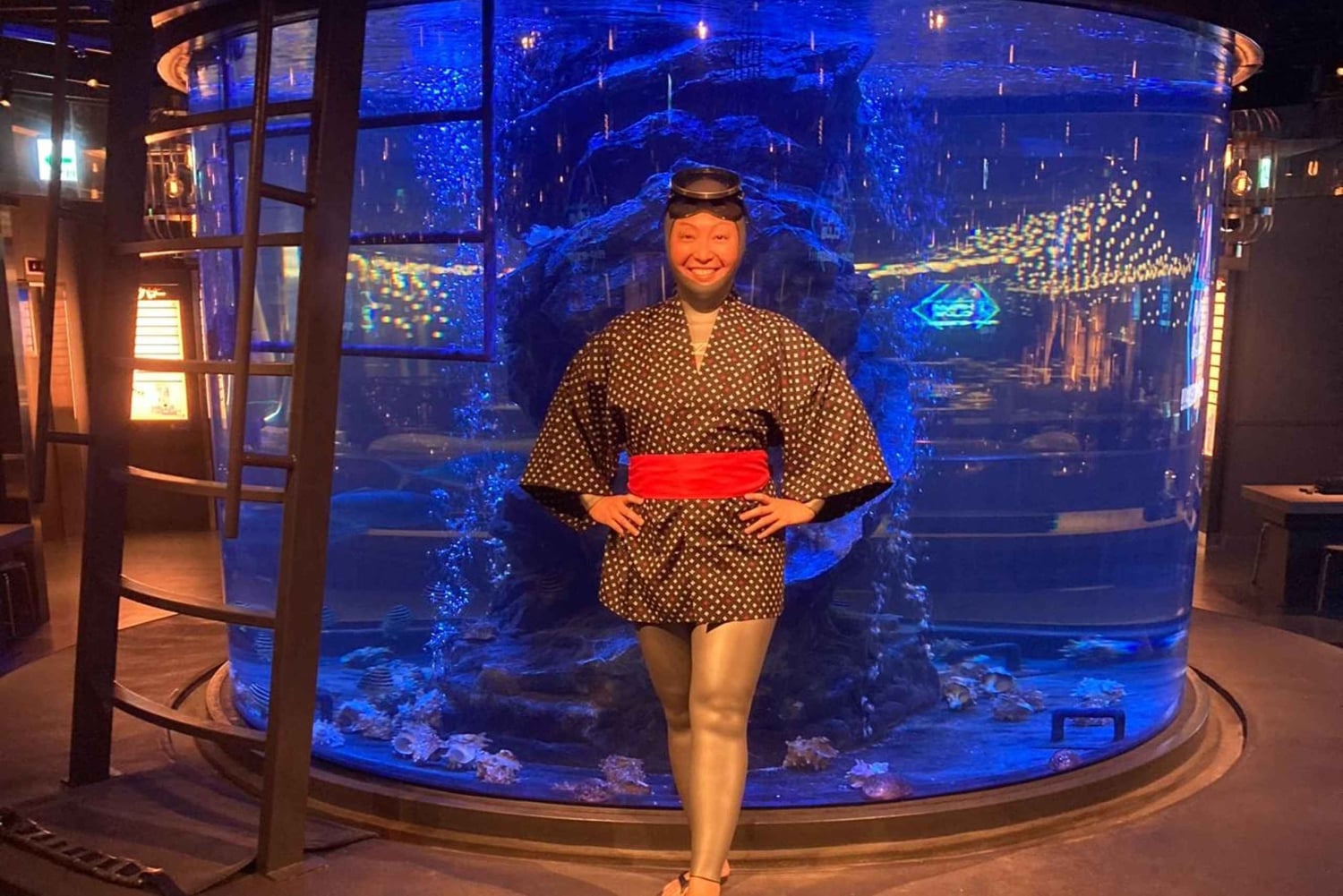 Tokyo: Japanese Experiece Dinner with Diving Ama Performance