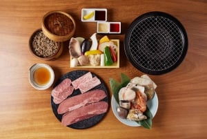 Tokyo: Japanese Experiece Dinner with Diving Ama Performance