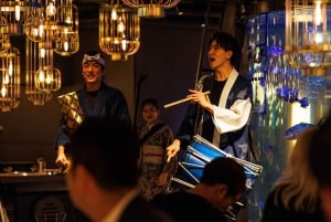 Tokyo: Japanese Experiece Dinner with Diving Ama Performance