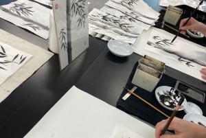 Tokyo: Japanese Ink Painting Workshop in Shibuya