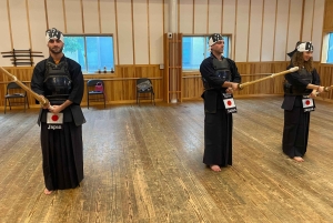 Tokyo: Japanese Kendo Experience with High-Ranked Instructor