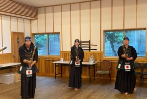 Tokyo: Japanese Kendo Experience with High-Ranked Instructor