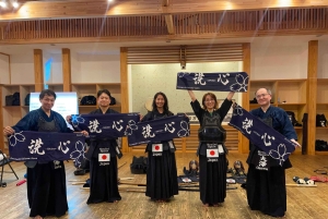 Tokyo: Japanese Kendo Experience with High-Ranked Instructor