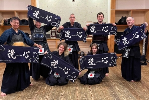 Tokyo: Japanese Kendo Experience with High-Ranked Instructor