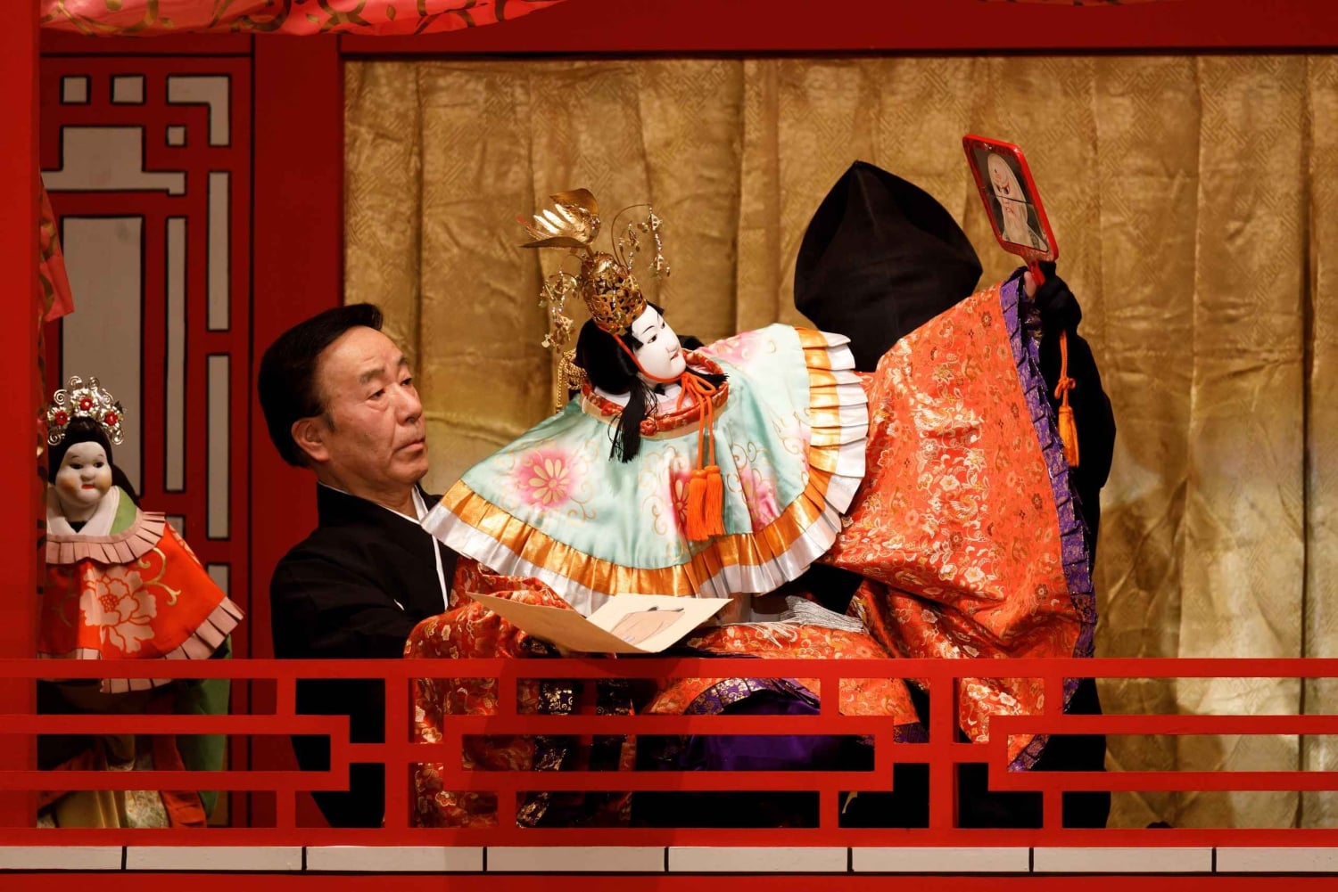 Tóquio: KABUKI, BUNRAKU, etc. apresentado pelo Teatro Nacional