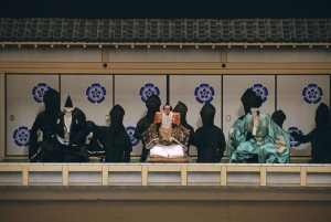 Tóquio: KABUKI, BUNRAKU, etc. apresentado pelo Teatro Nacional
