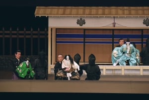 Tóquio: KABUKI, BUNRAKU, etc. apresentado pelo Teatro Nacional