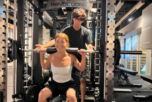 Tokyo: Kickboksing og styrketrening