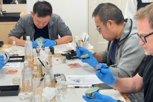 Tokyo: Kintsugi Pottery Repair Workshop with Souvenir