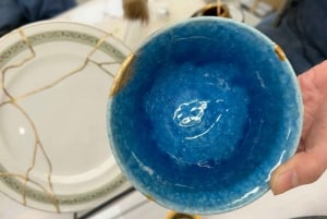 Tokyo: Kintsugi Workshop to Learn the Art of Golden Joinery