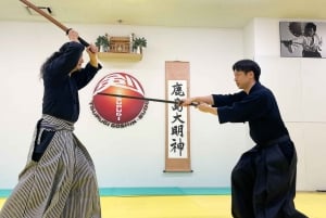 東京：サムライトレーニング：剣術、武士道、精神修養