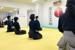 東京：サムライトレーニング：剣術、武士道、精神修養