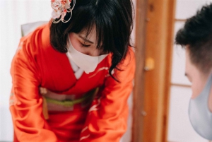 Tokyo: Master the Art of Traditional Origami with a Local