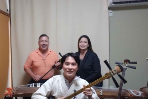 Tokio: Aprende a tocar canciones tradicionales con el shamisen Tsugaru