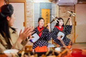 Tokio: ruta de cerezos en flor, espectáculo y comida (fechas limitadas)