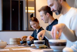 Tokio: Matcha-valmistuskokemus ja mochi-makeisia Asakusassa