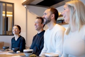Tokio: Matcha-valmistuskokemus ja mochi-makeisia Asakusassa