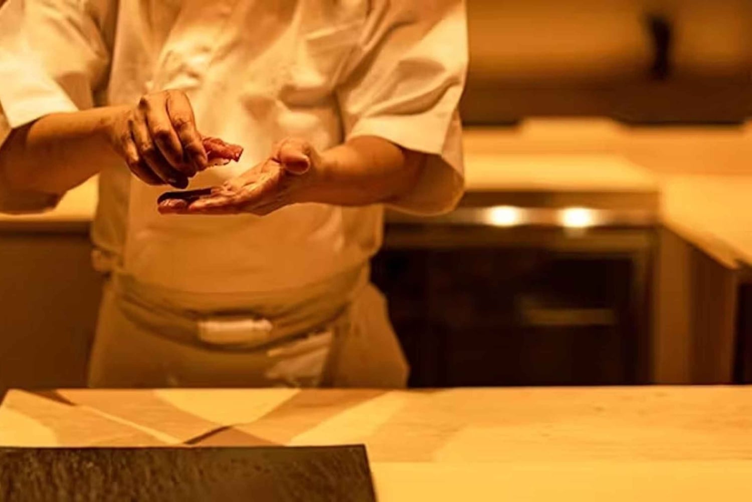 Tokyo: tour gastronomico serale a Shinjuku - sushi, manzo wagyu