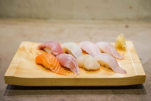 Tokyo: tour gastronomico serale a Shinjuku - sushi, manzo wagyu