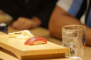 Tokyo: tour gastronomico serale a Shinjuku - sushi, manzo wagyu