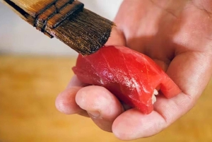 Tokyo: tour gastronomico serale a Shinjuku - sushi, manzo wagyu