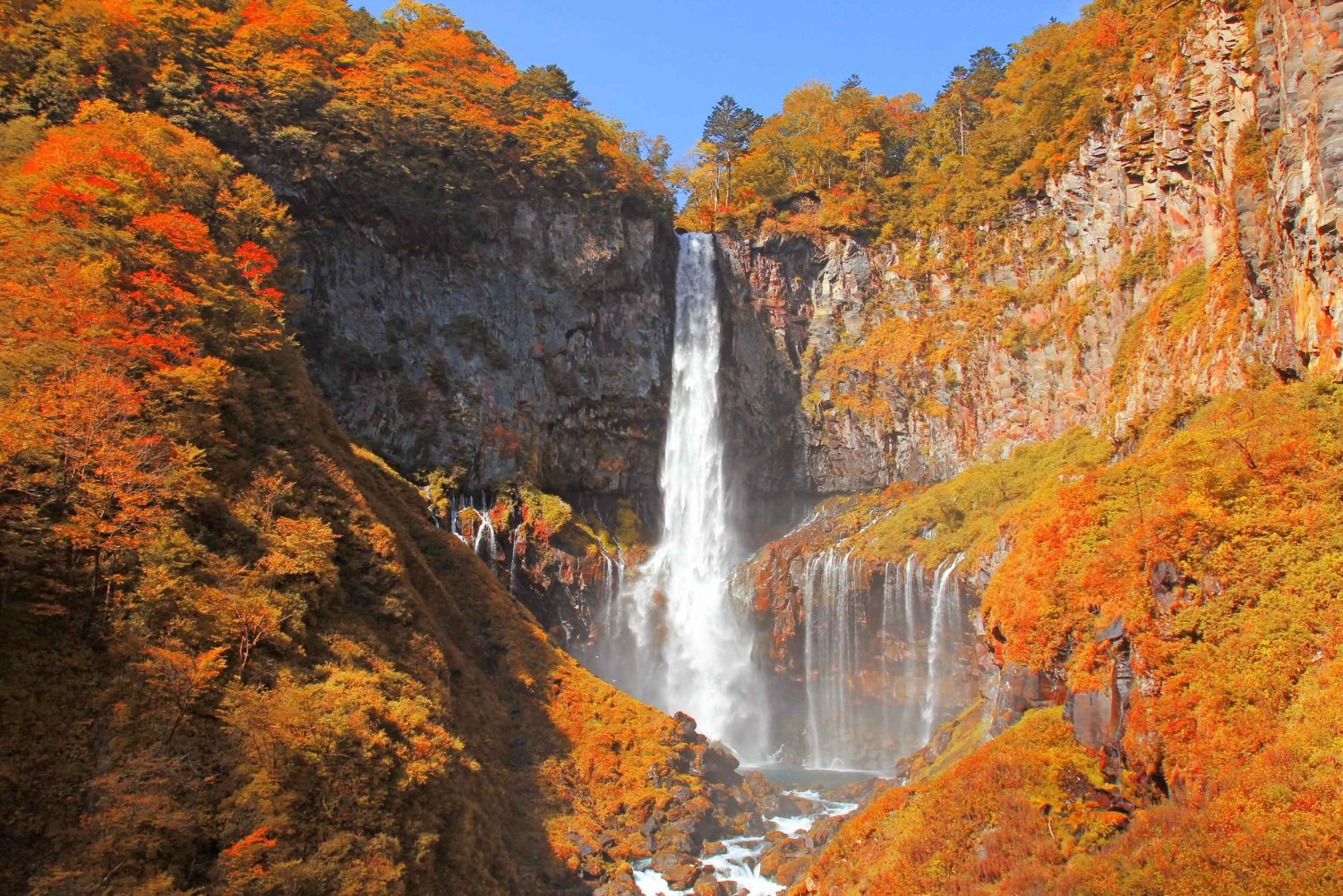 Tokio: Nikko Autumn Irohazaka, Kegon-watervallen & Watarase-spoorweg