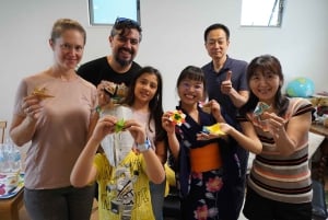 東京：地元の家でお茶とお菓子を楽しみながら折り紙を折りましょう