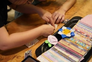 東京：地元の家でお茶とお菓子を楽しみながら折り紙を折りましょう