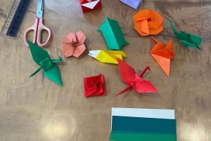 東京：地元の家でお茶とお菓子を楽しみながら折り紙を折りましょう