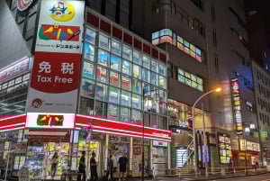 Tokyo: Otsuka Nightlife Tour with Izakayas, Bars and Snacks