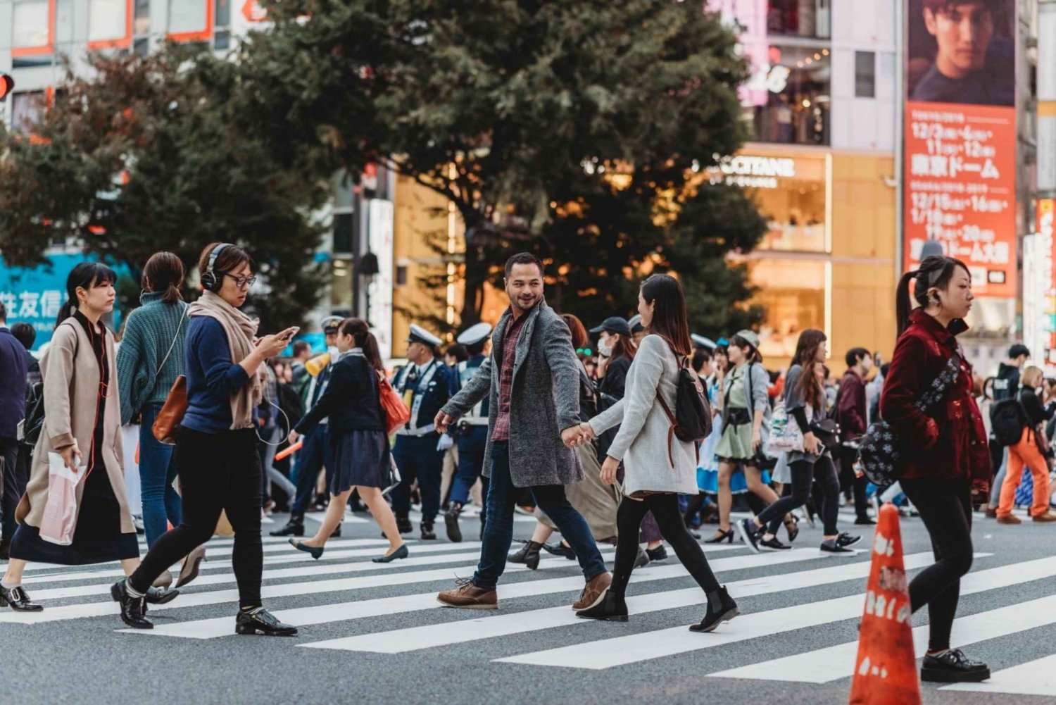 Tokyo: Photo Shoot with a Private Vacation Photographer