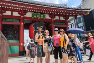 Tokyo: Private Custom Walking Tour with Local Guide