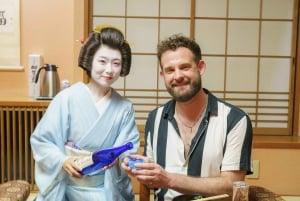 Tokyo: Cena privata con geisha in un Ryotei riservato ai soci