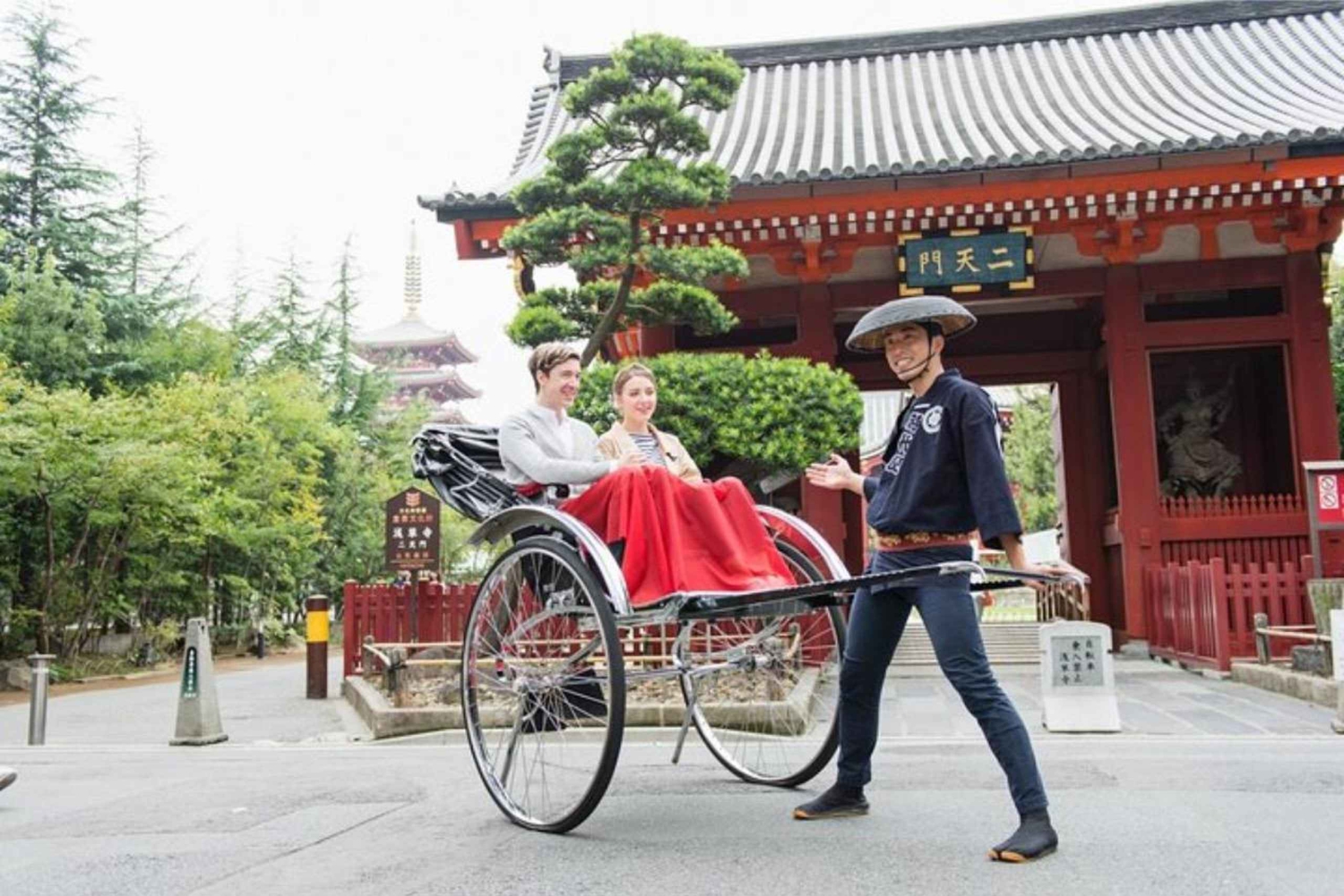 Tokyo : visite privée à pied et expérience en pousse-pousse