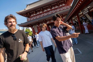 Tokyo: Private Night Cruise with Food and Drinks