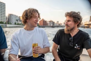 Tokyo: Private Night Cruise with Food and Drinks