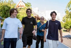 Tokyo: Private Night Cruise with Food and Drinks