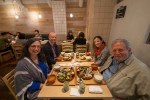 Tokyo: Private Personalized Local Food Tour