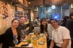 Tokio: Tour privado de Shinjuku Izakaya y Bares a tu medida