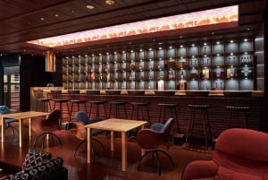 Tokyo: Privat tur og tradisjonell forestilling med middag