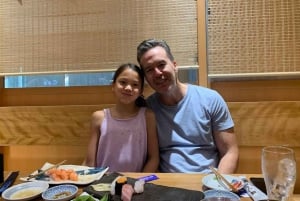 Tokyo: Privat tur og tradisjonell forestilling med middag