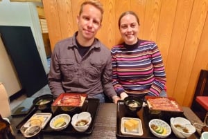 Tokyo: Privat tur og tradisjonell forestilling med middag