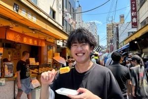 Tokyo: Tour gastronomico e tour a piedi del mercato del pesce di Tsukiji