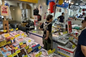 Tokyo: Tour gastronomico e tour a piedi del mercato del pesce di Tsukiji