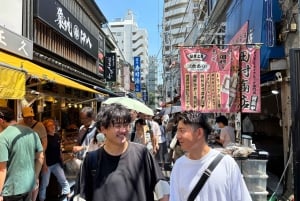 Tokyo: Tour gastronomico e tour a piedi del mercato del pesce di Tsukiji