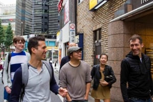 Tokyo: Ramen Tasting Tour with 6 Mini Bowls of Ramen