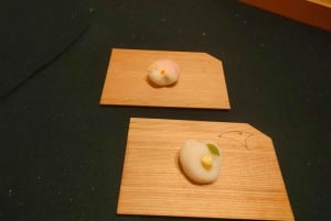 Tokio: prawdziwa ceremonia parzenia herbaty (matcha i wagashi) w Shinjuku