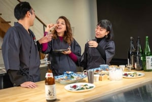Esperienza di degustazione di sake e abbinamento con caviale a Tokyo