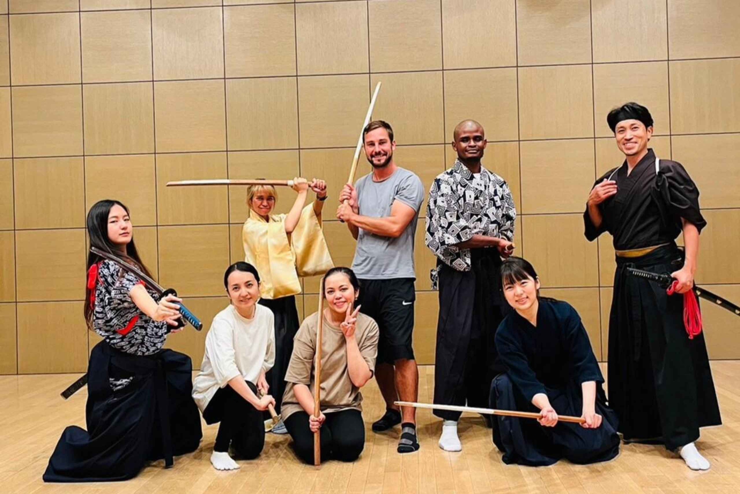 Experiência Samurai em Tóquio: Escolha de Espada Real Opcional